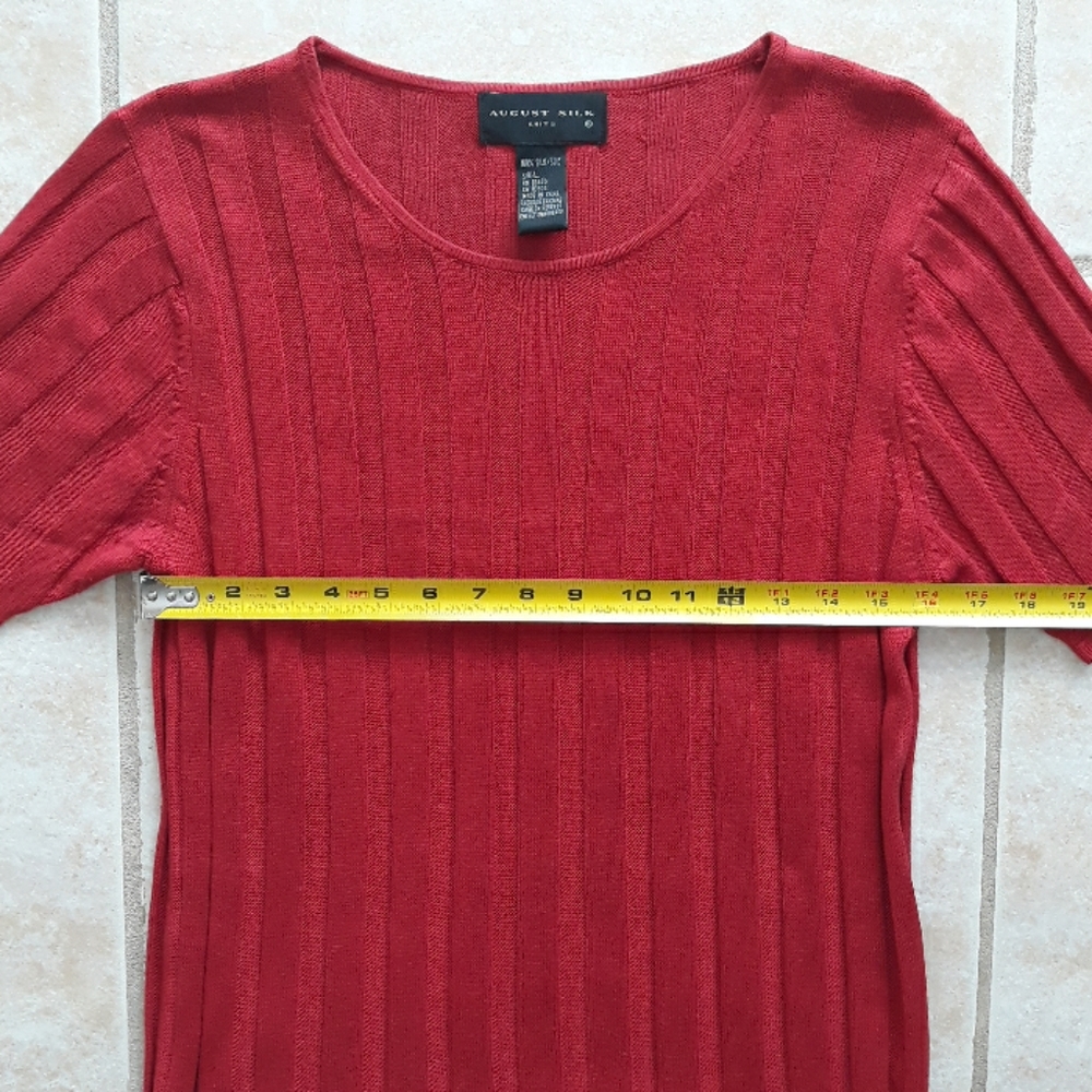 August Silk pretty top - Picture 5 of 7